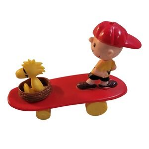 Aviva Peanuts Charlie Brown Woodstock Skateboard Toy Red 1972 Vintage Hong Kong